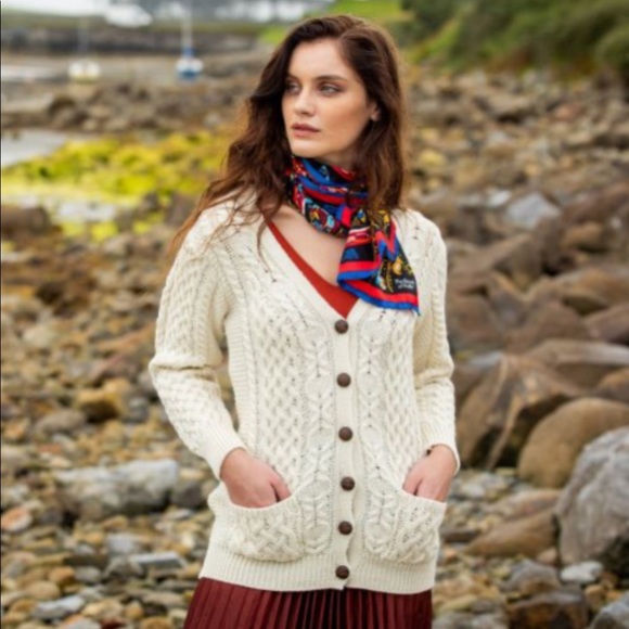 Aran Crafts Sweaters - Adorable Aran Crafts Irish Wool Boyfriend Cardigan